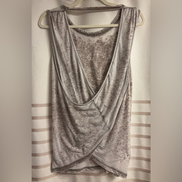 Lulus Gray and White Burnout Cross-Back Tank Top - Picture 4 of 4